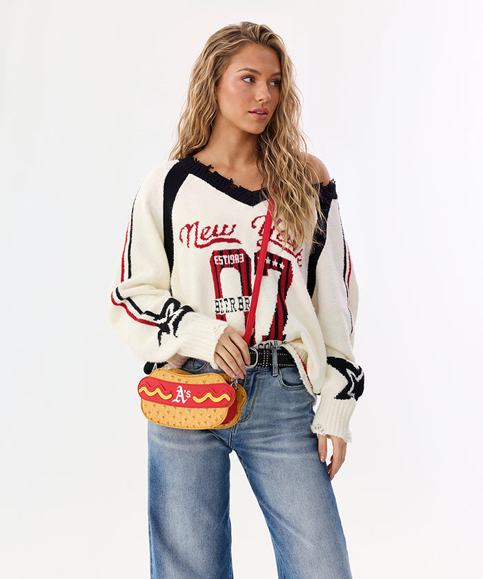 MLBAthleticsHotDogCrossbodyBag_3_6a1379e9-4a71-459d-b5cf-d190e137ae3c.webp