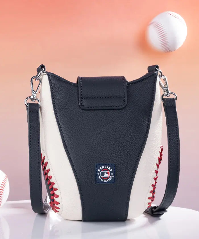 MLB Atlanta Braves Crossbody Bag With Baseball Seam