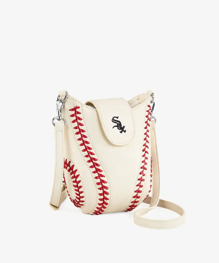 MLBChicagoWhiteSoxCrossbodyBagWithBaseballSeam_3.webp