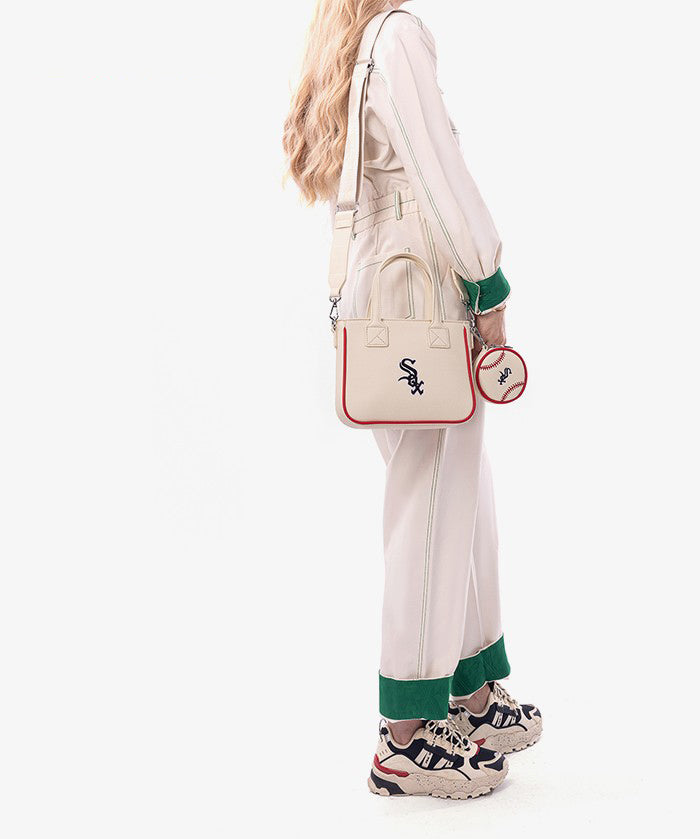 MLBChicagoWhiteSoxToteBagwithBaseballCoinPouch_1.jpg
