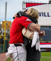 MLB Cleveland Guardians Hobo Bag With Baseball Seams