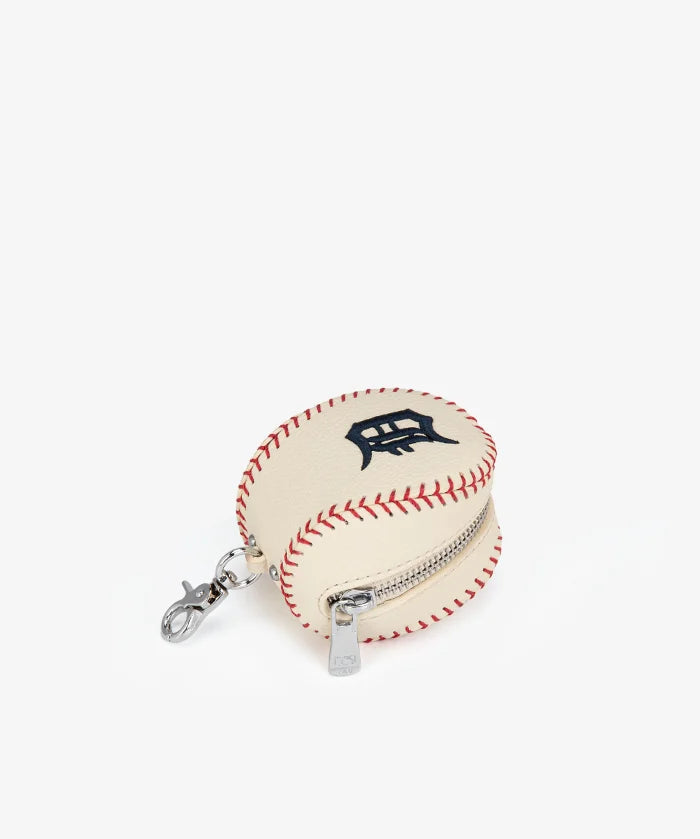 MLBDetroitTigersKeychainPouch_3.webp