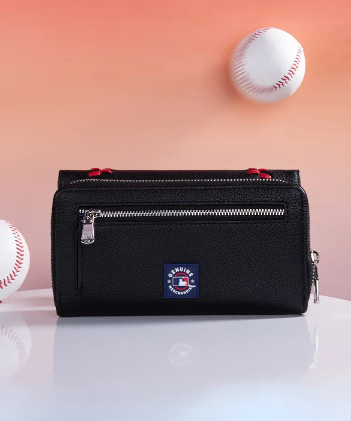 MLB Houston Astros Wristlet Wallet
