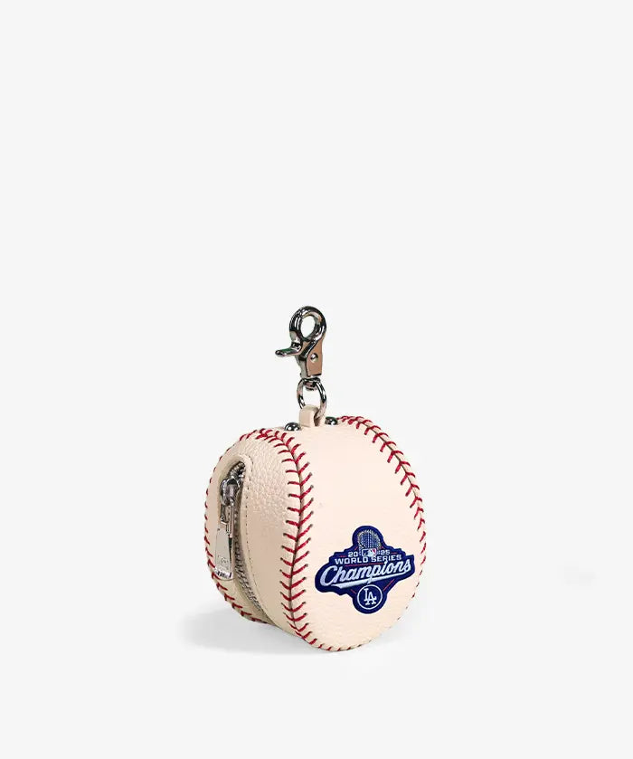 MLBLosAngelesDodgersKeychainPouch2025WorldSeriesChampionsEdition_1.webp