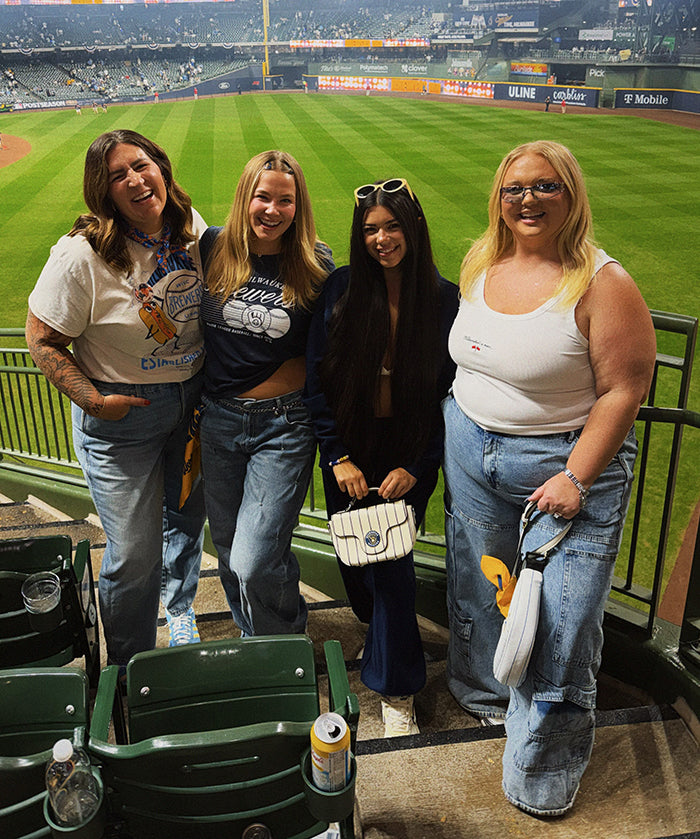 MLB Milwaukee Brewers Flap Crossbody Bag with Top Handle