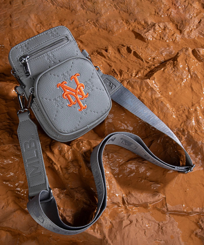 MLB New York Mets Mini Crossbody Purse
