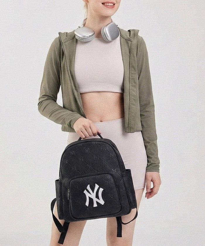 MLBNewYorkYankeesBackpackwithEmbossedPatternBLACK_1.jpg