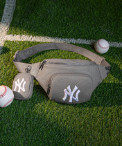 MLB New York Yankees Fanny Pack