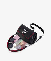 MLB New York Yankees Shoulder Bag with Crossbody Strap