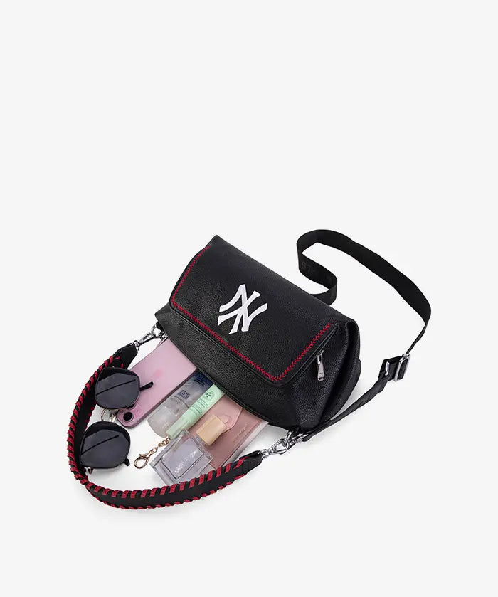 MLB New York Yankees Shoulder Bag with Crossbody Strap