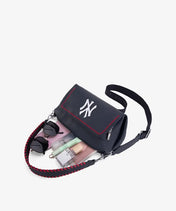 MLB New York Yankees Shoulder Bag with Crossbody Strap