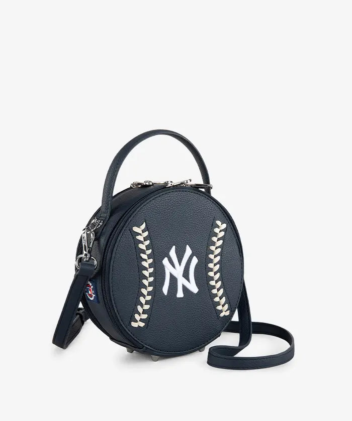 MLBNewYorkYankeesCircleCrossbodyBag_26.webp
