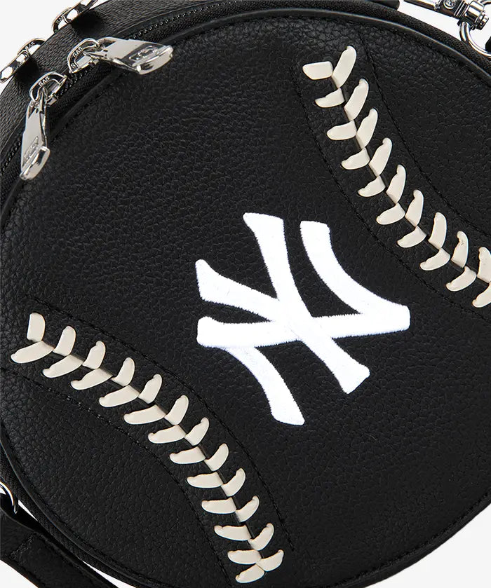 MLB New York Yankees Circle Crossbody Bag