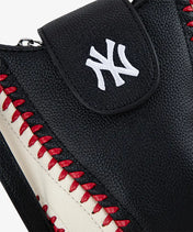MLB New York Yankees Crossbody Bag With Baseball Seam