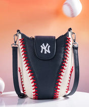 MLB New York Yankees Crossbody Bag With Baseball Seam