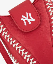 MLB New York Yankees Crossbody Bag With Baseball Seam