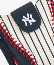 MLB New York Yankees Crossbody Bag With Baseball Seam