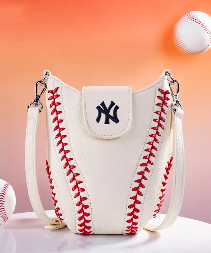 MLB New York Yankees Crossbody Bag With Baseball Seam