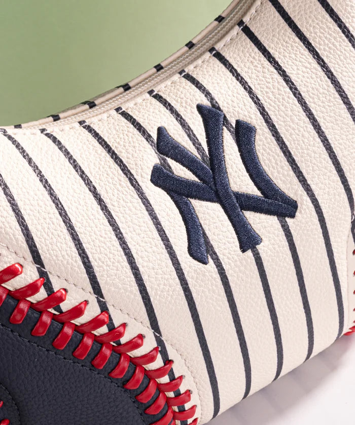 MLB New York Yankees Stitch Hobo - Curveball