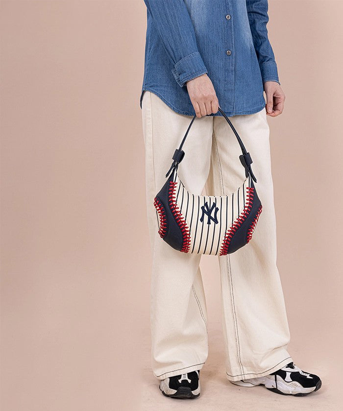 MLB New York Yankees Stitch Hobo - Curveball