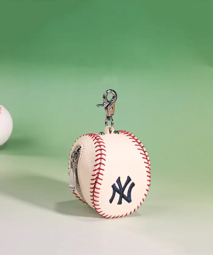 MLB New York Yankees Keychain Pouch