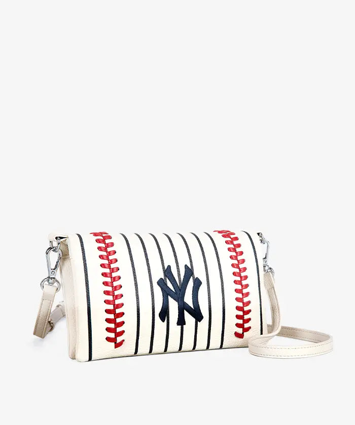 MLBNewYorkYankeesLeatherCrossbodyPurse_20.webp
