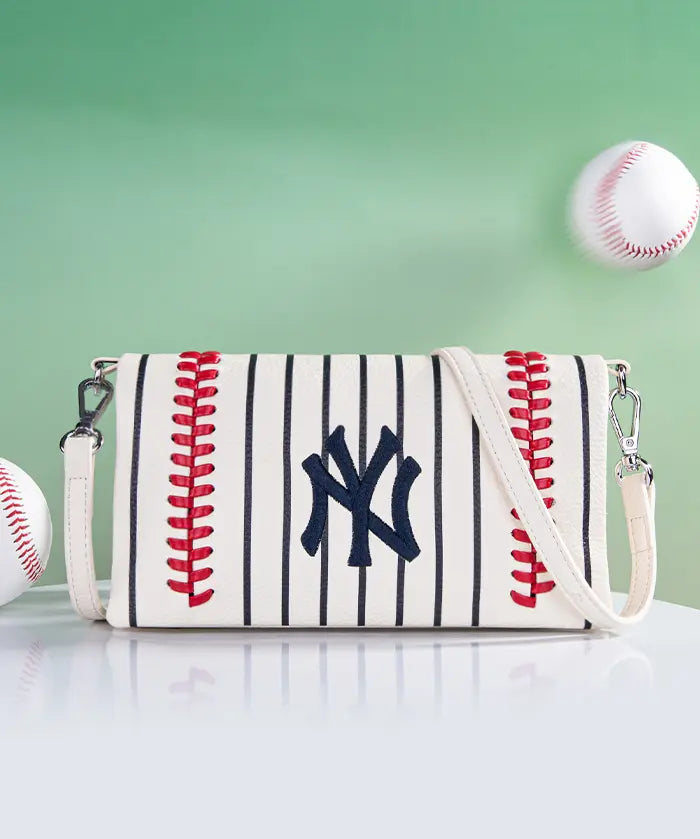 MLB New York Yankees Leather Crossbody Purse