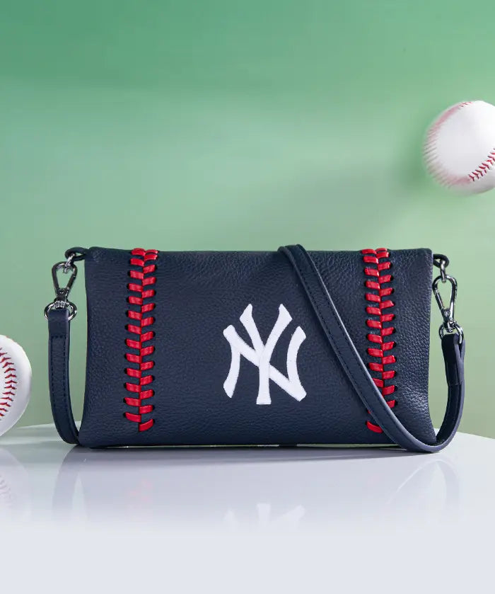 MLB New York Yankees Leather Crossbody Purse