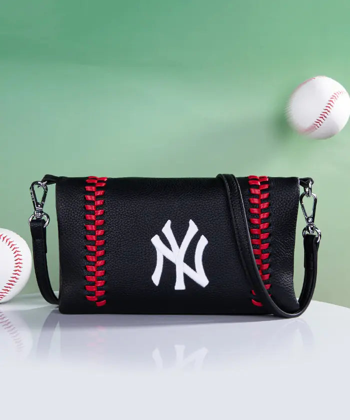 MLB New York Yankees Leather Crossbody Purse