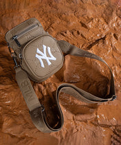 MLB New York Yankees Mini Crossbody Purse