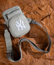 MLB New York Yankees Mini Crossbody Purse
