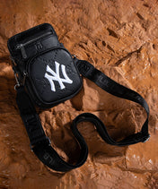 MLB New York Yankees Mini Crossbody Purse