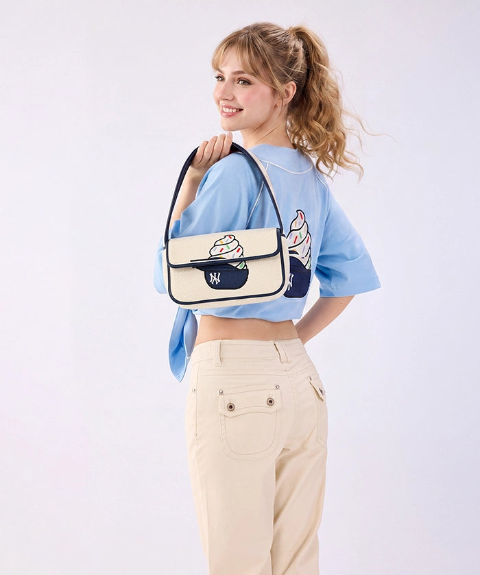 MLB New York Yankees Sundae Helmet Beaded Bag