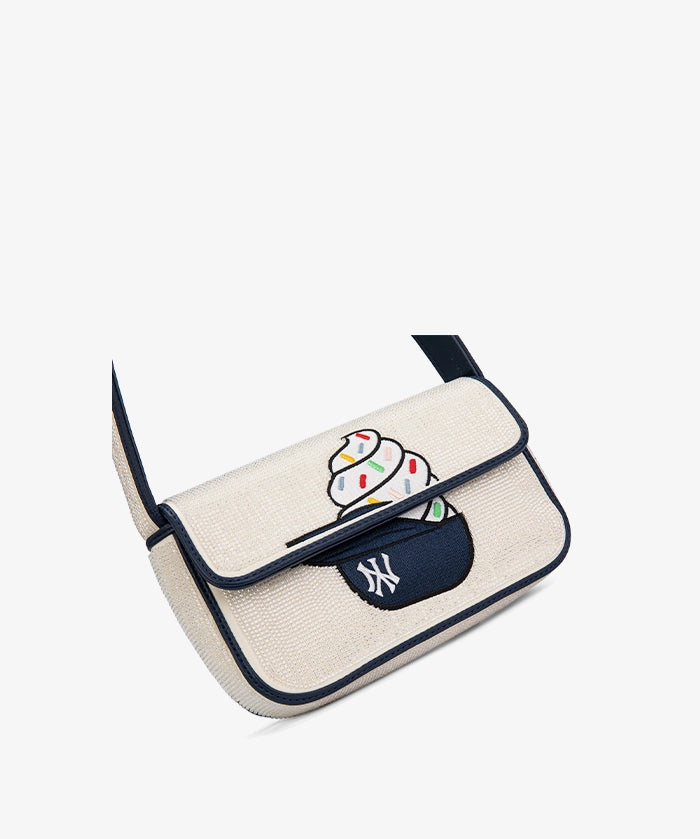 MLB New York Yankees Sundae Helmet Beaded Bag
