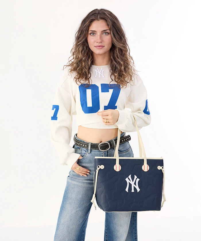 MLB New York Yankees Tote Bag with Wristlet Wallet