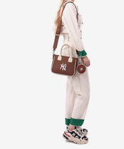 MLB New York Yankees Tote Bag with Baseball Coin Pouch