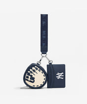 MLB New York Yankees Catcher’s Mitt Wristlet Set