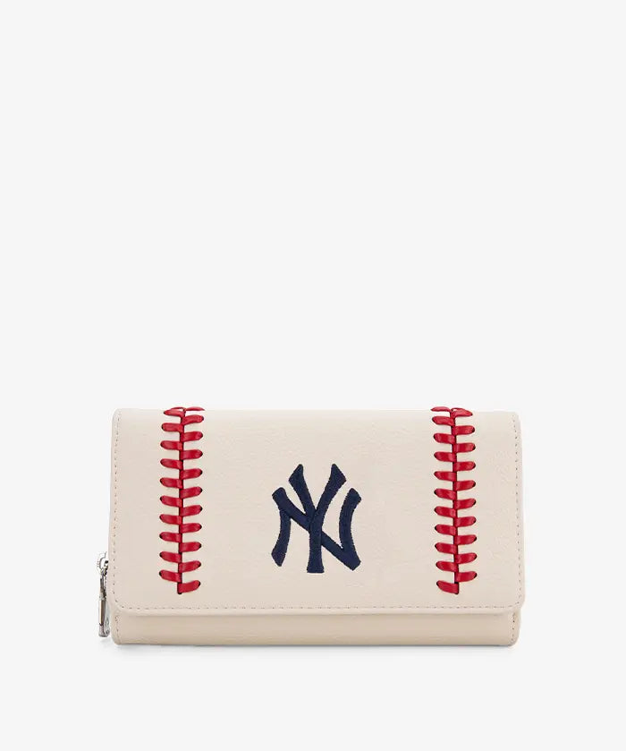 MLB New York Yankees Wristlet Wallet