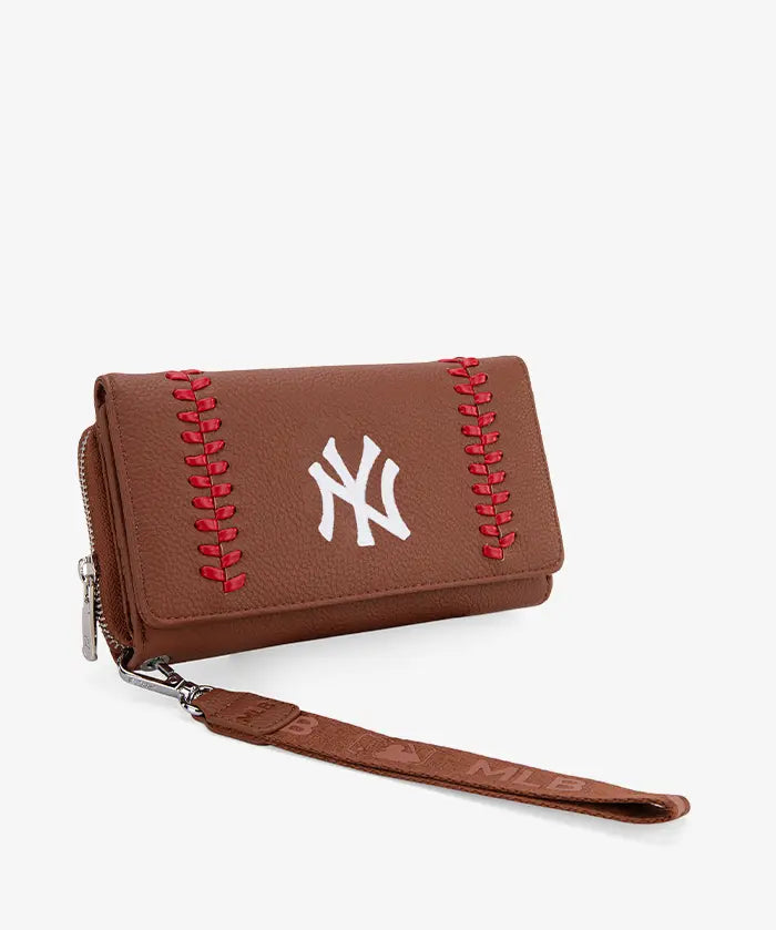 MLBNewYorkYankeesWristletWallet_14.webp