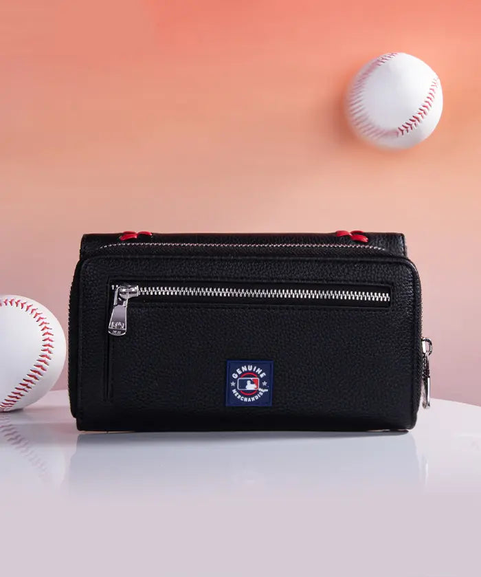 MLB New York Yankees Wristlet Wallet