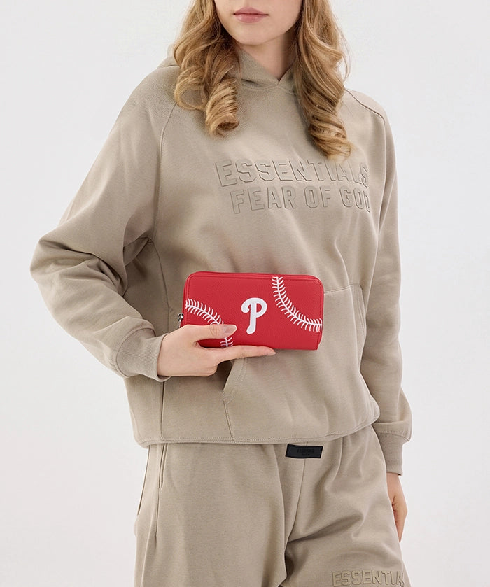 MLBPhiladelphiaPhilliesZipWalletBaseballStitchDetail_15.webp