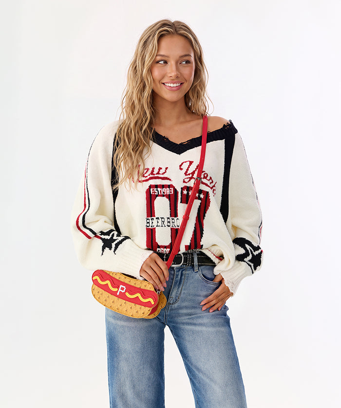 MLBPittsburghPiratesHotDogCrossbodyBag_2_1f80cc53-4096-4b03-bd82-97cef399537a.webp