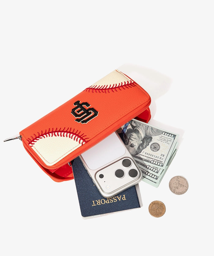 MLB San Francisco Giants Zip Wallet Baseball Stitch Detail