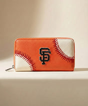 MLB San Francisco Giants Zip Wallet Baseball Stitch Detail