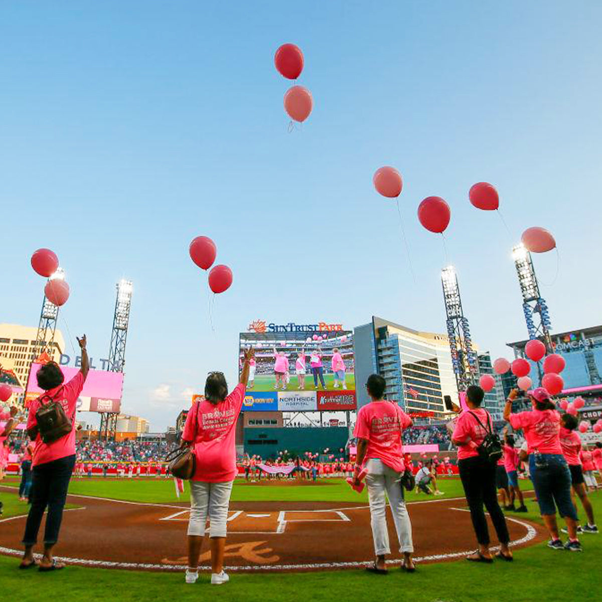 MLB_Breast_Cancer_Awareness_Month_6.jpg