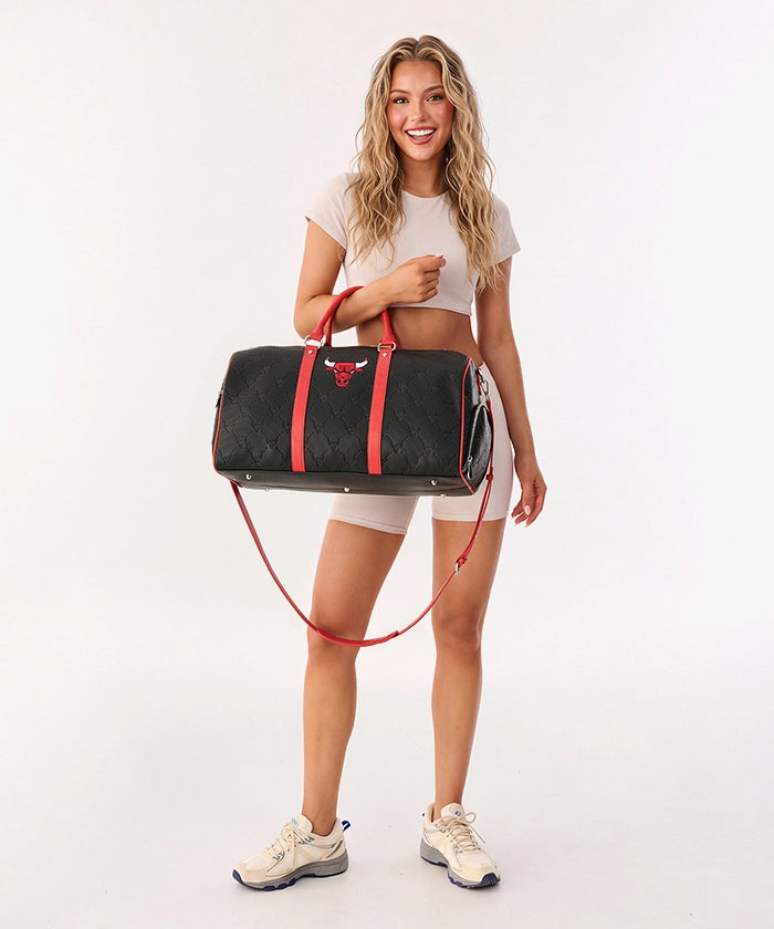NBAChicagoBullsDuffelBag_10.webp