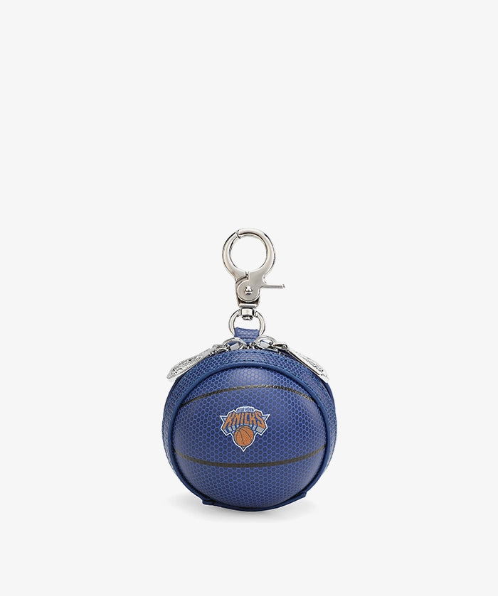 NBANewYorkKnicksMiniBasketballKeychainPouch_1_95038fa5-903d-4460-b40d-f63b3c345b0c.webp