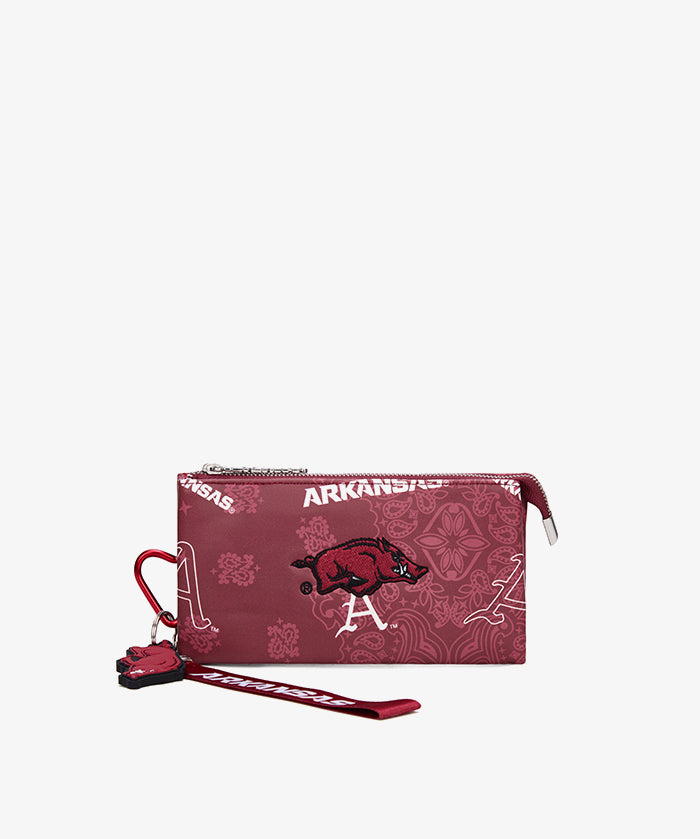 UniversityofArkansasRazorbacksWristletWallet_1_3b9d83a5-c636-4169-85b3-72d90db46e5a.webp